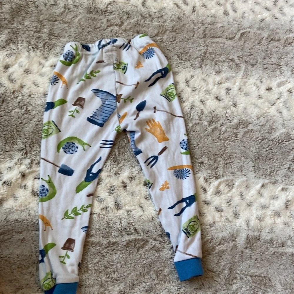 Burt’s Bees Baby garden matching set boys size 2T plants snails pajamas preppy
